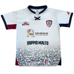 Kinder Cagliari Calcio 2025/26 Auswärtsset Kinder Cagliari Calcio 2025/26 Auswärtsset