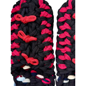 Gestrickte Upcycling-Hausschuhe Gestrickte Upcycling-Hausschuhe