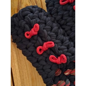 Gestrickte Upcycling-Hausschuhe