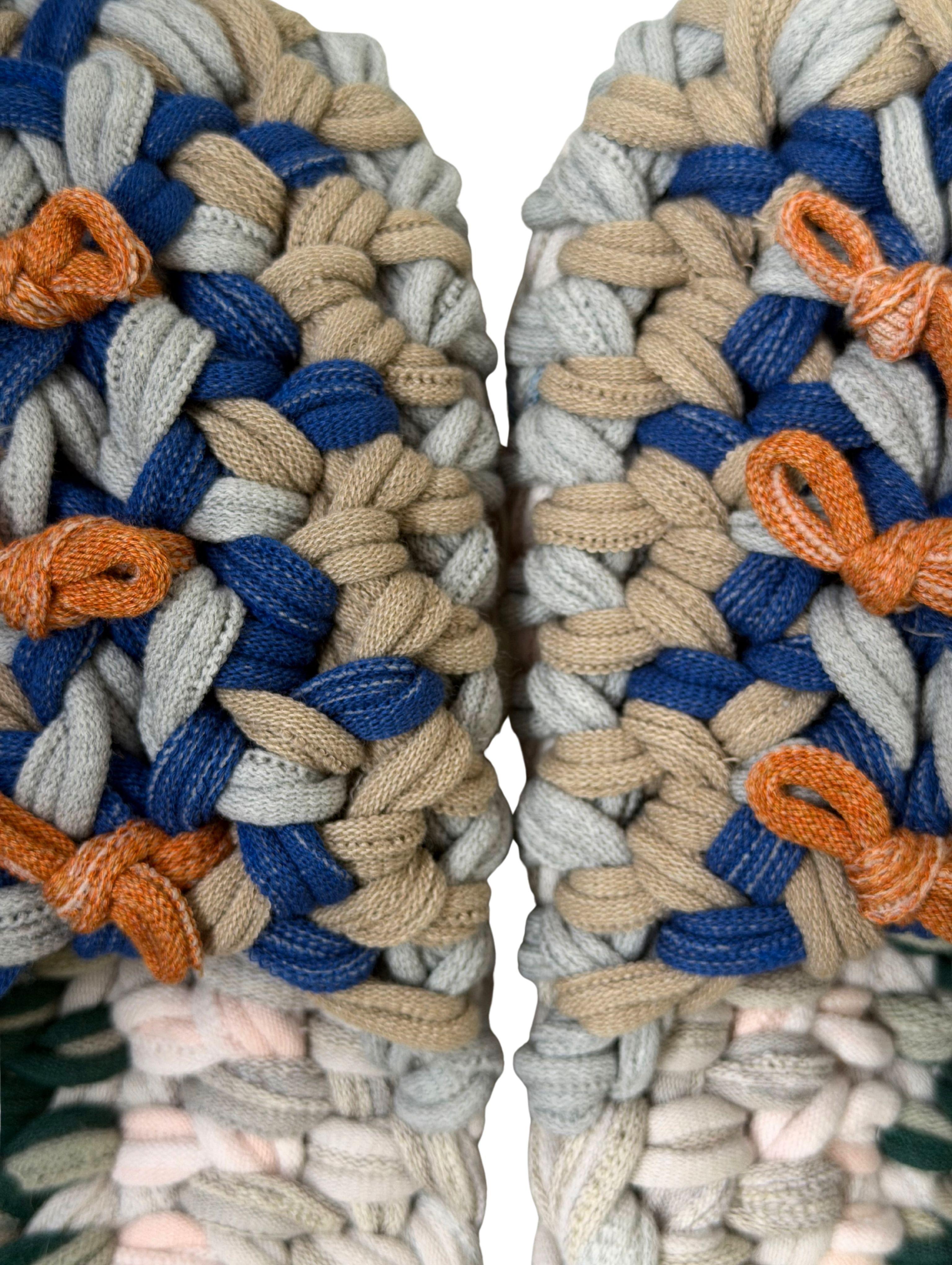 Gestrickte Upcycling-Hausschuhe Gestrickte Upcycling-Hausschuhe