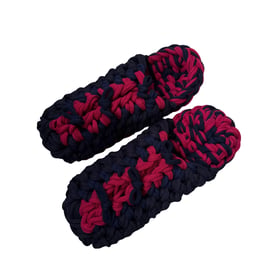 Gestrickte Upcycling-Hausschuhe