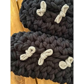 Gestrickte Upcycling-Hausschuhe Gestrickte Upcycling-Hausschuhe