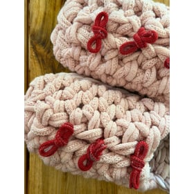 Gestrickte Upcycling-Hausschuhe Gestrickte Upcycling-Hausschuhe