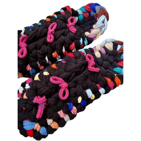 Gestrickte Upcycling-Hausschuhe