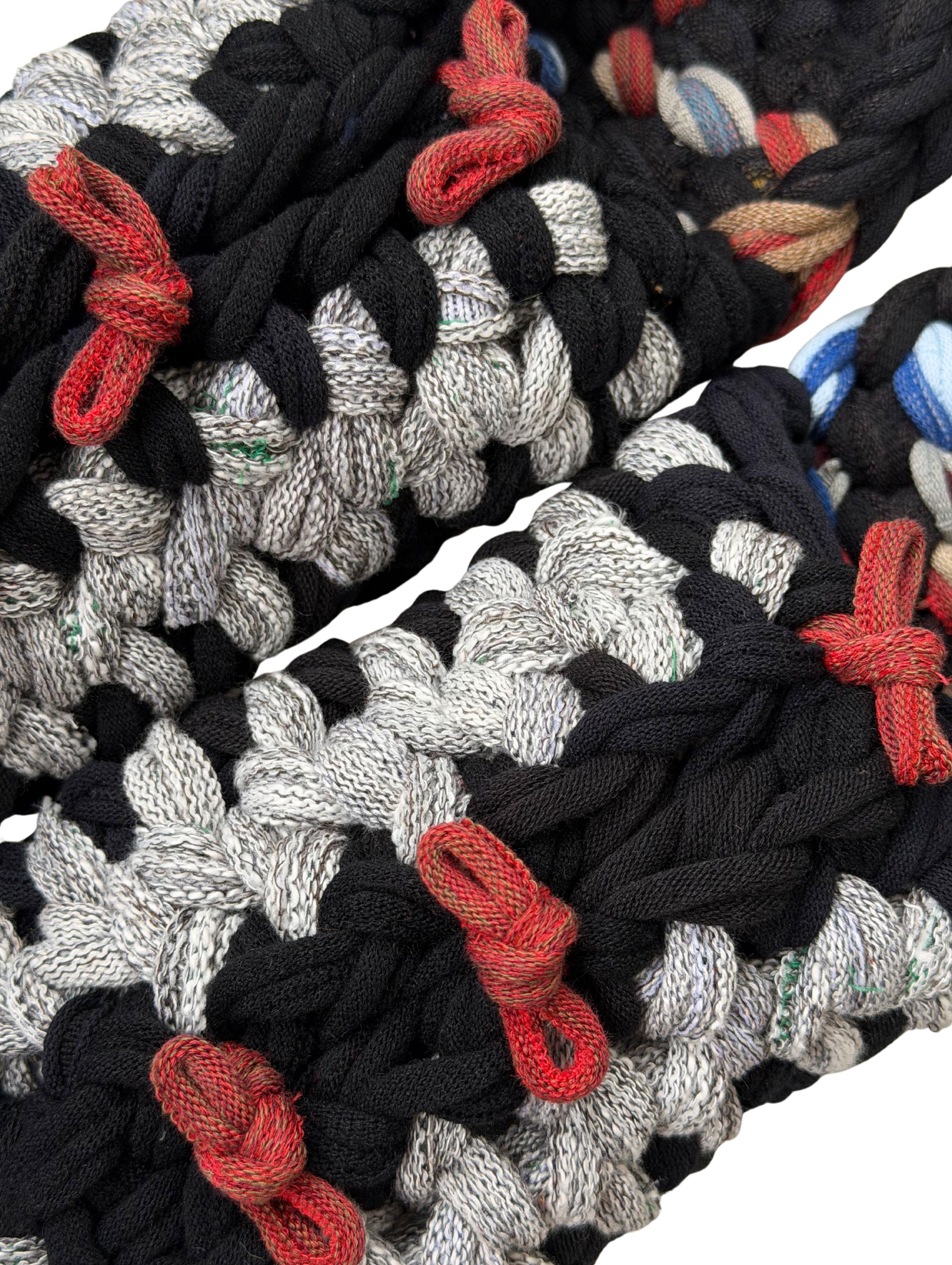 Gestrickte Upcycling-Hausschuhe Gestrickte Upcycling-Hausschuhe