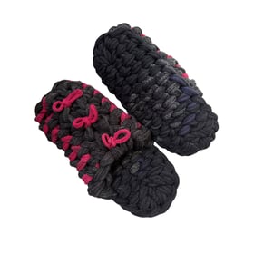 Gestrickte Upcycling-Hausschuhe Gestrickte Upcycling-Hausschuhe