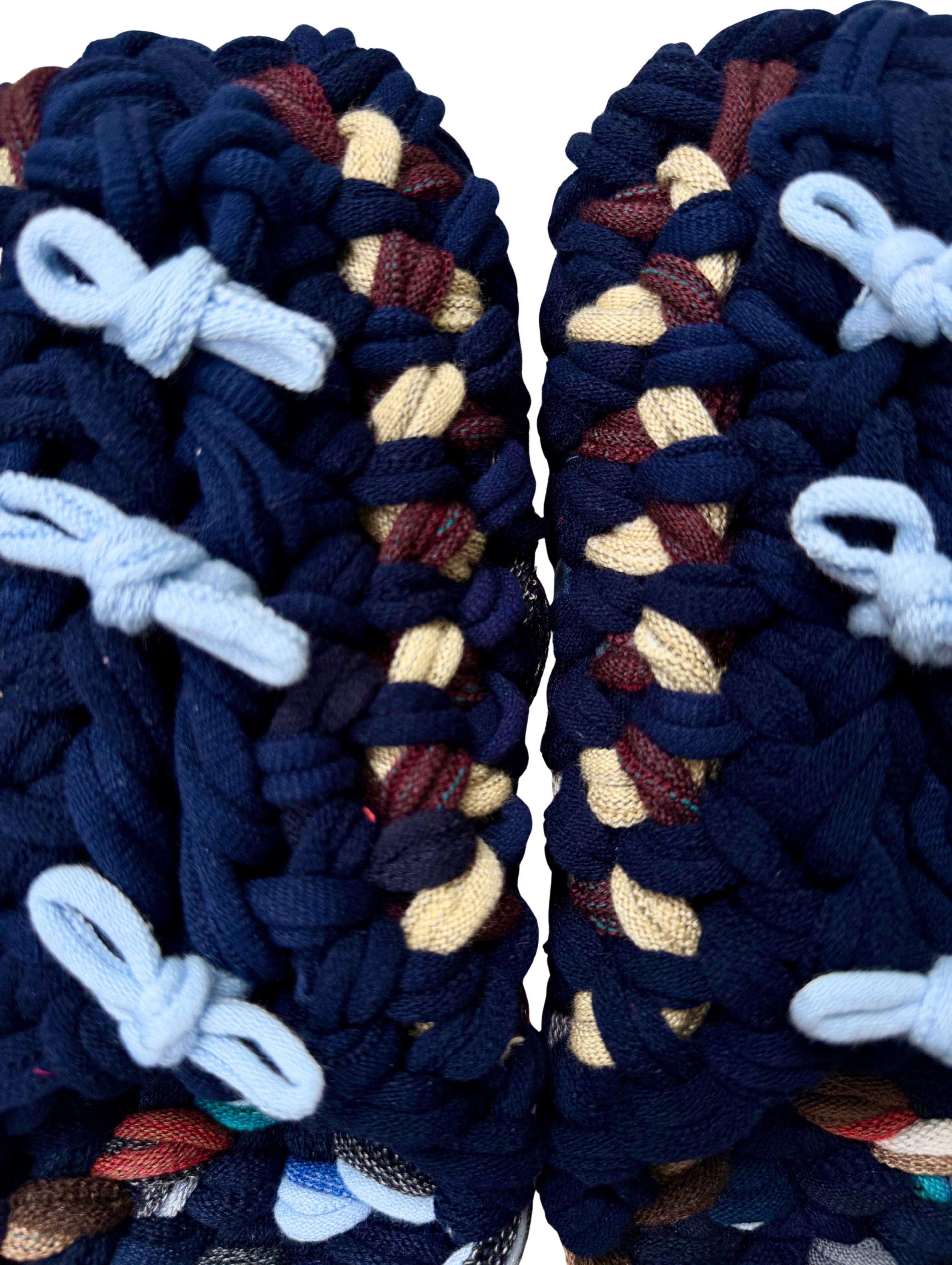 Gestrickte Upcycling-Hausschuhe Gestrickte Upcycling-Hausschuhe